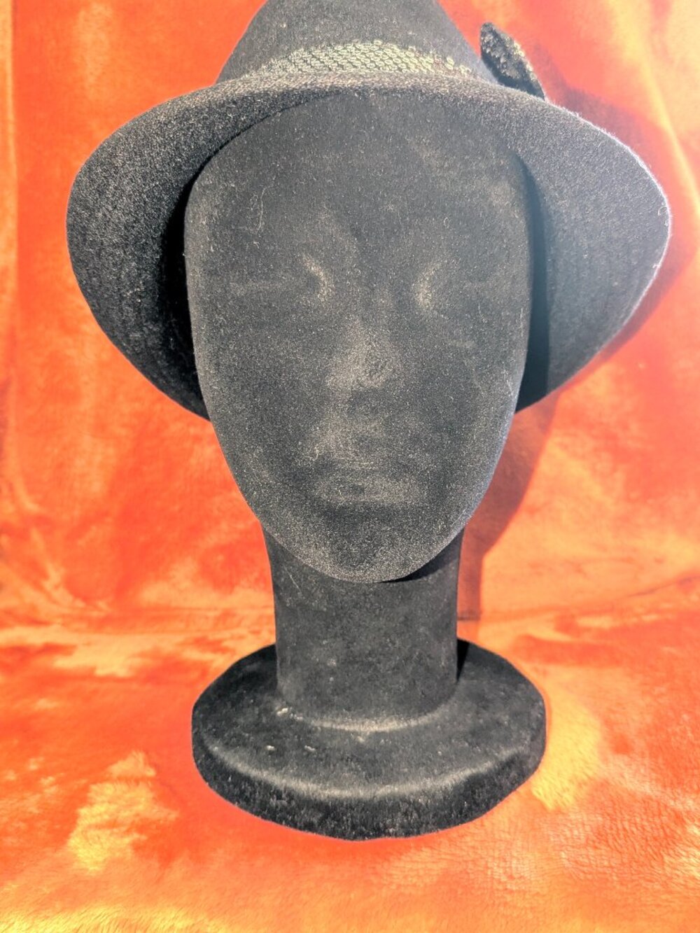 Women's Black Fadora Hat